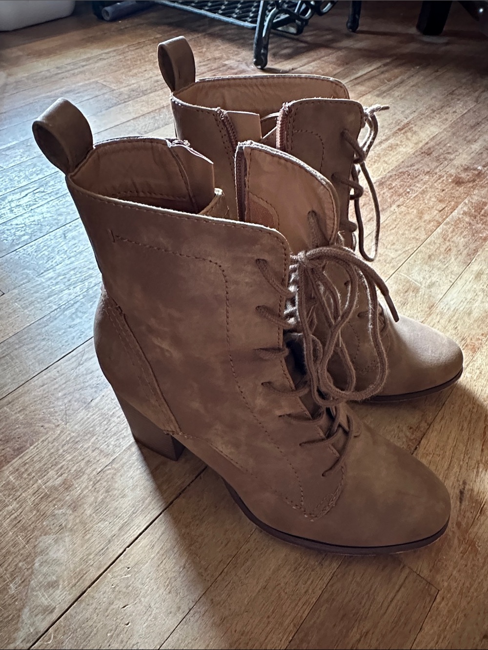 XOXO Tan Lace-Up Block Heel Ankle Boots - Size 10